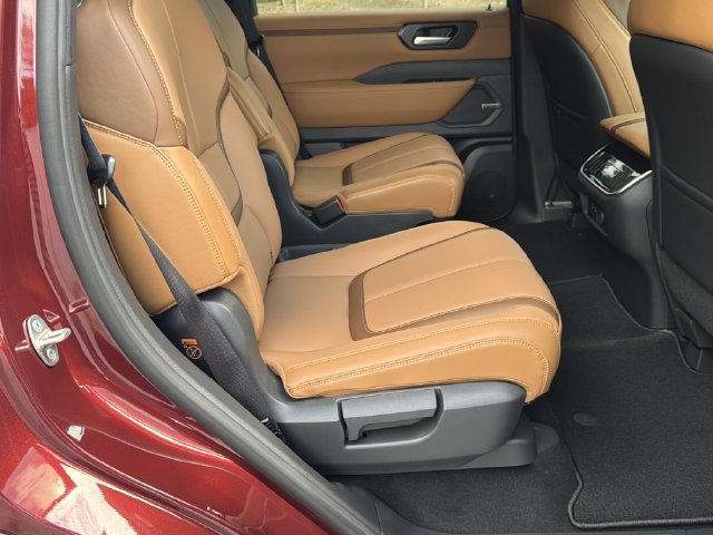 New 2026 Nissan Armada SL w/ Captain's Chari Seat Package AWD/4WD image 17