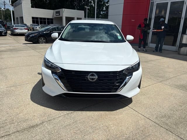Used 2024 Nissan Sentra SV FWD image 2