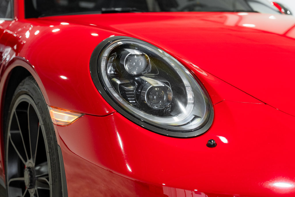 Used 2018 Porsche 911 GT3 RWD image 14