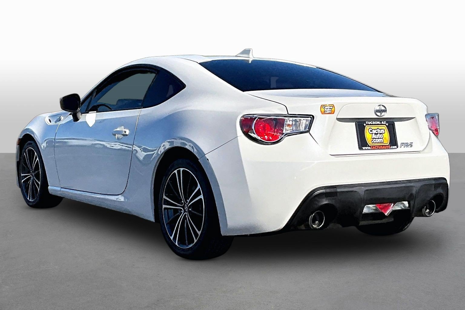 Used 2015 Scion FR-S RWD image 11