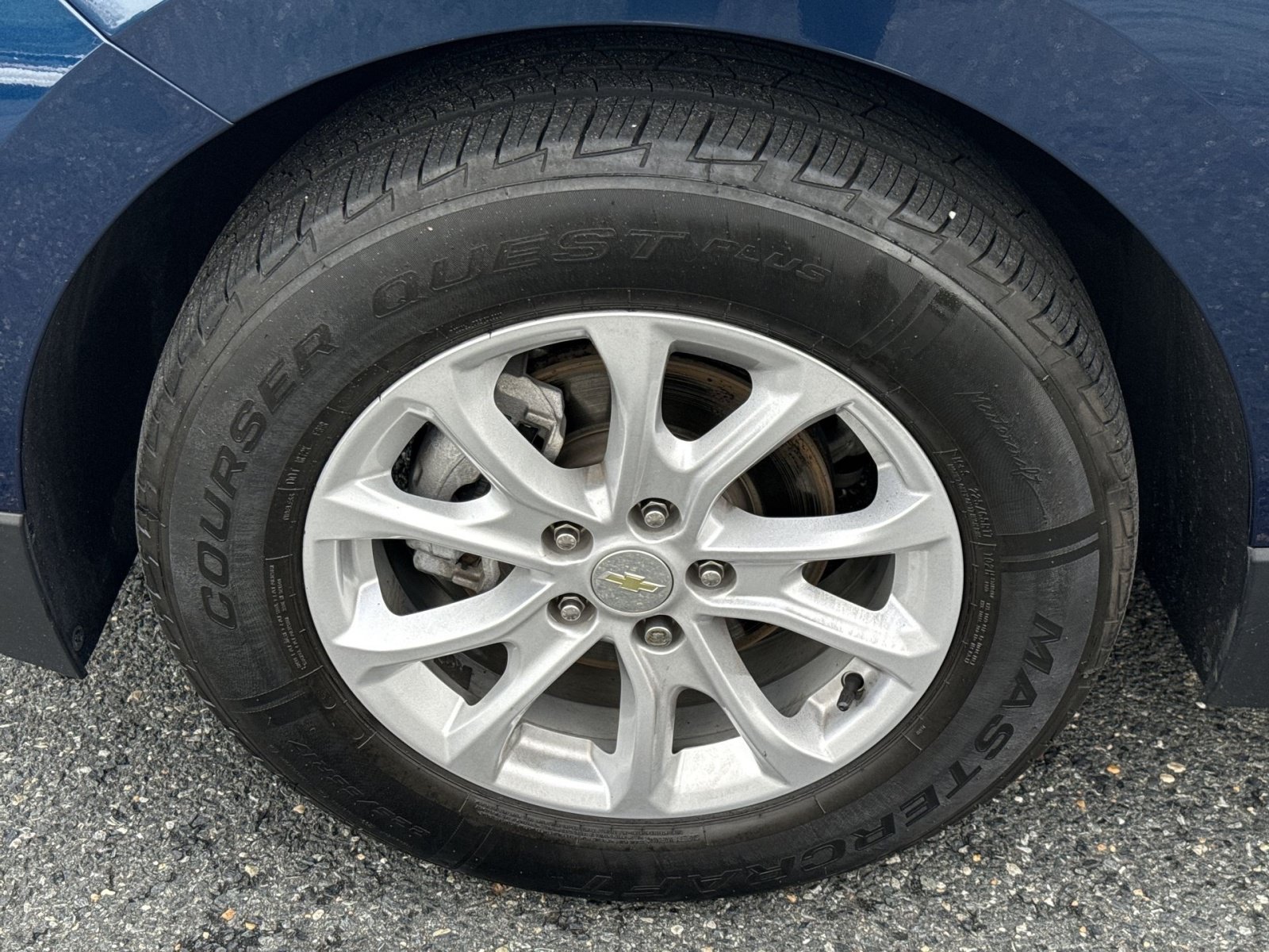 Used 2021 Chevrolet Equinox LT FWD image 13