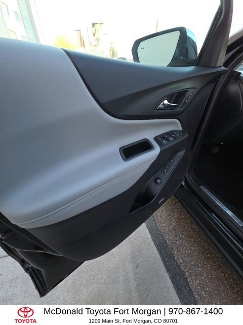 Used 2020 Chevrolet Equinox Premier image 16