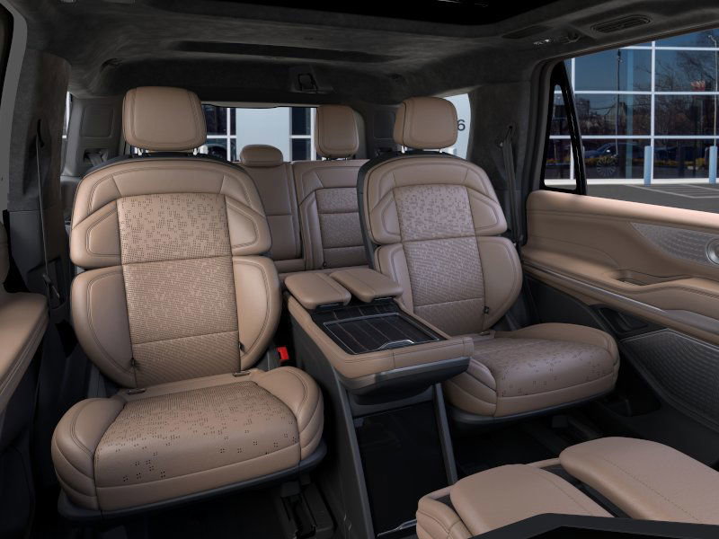 New 2026 Lincoln Navigator Black Label AWD/4WD image 11