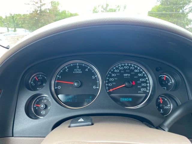 Used 2013 Chevrolet Tahoe LTZ RWD image 20