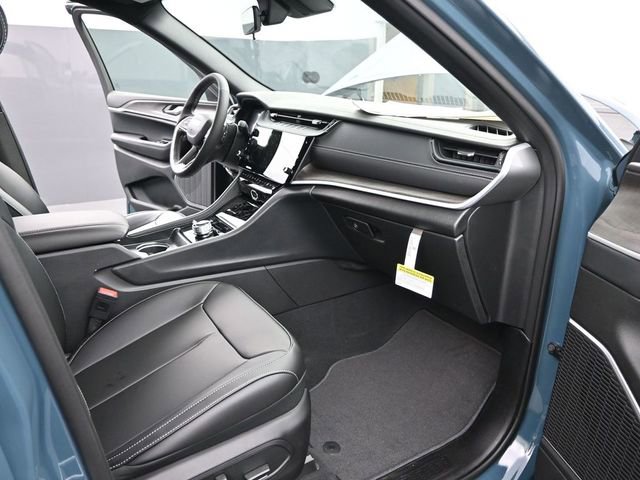 New 2026 Jeep Grand Cherokee L Limited w/ Limited Altitude Package image 24