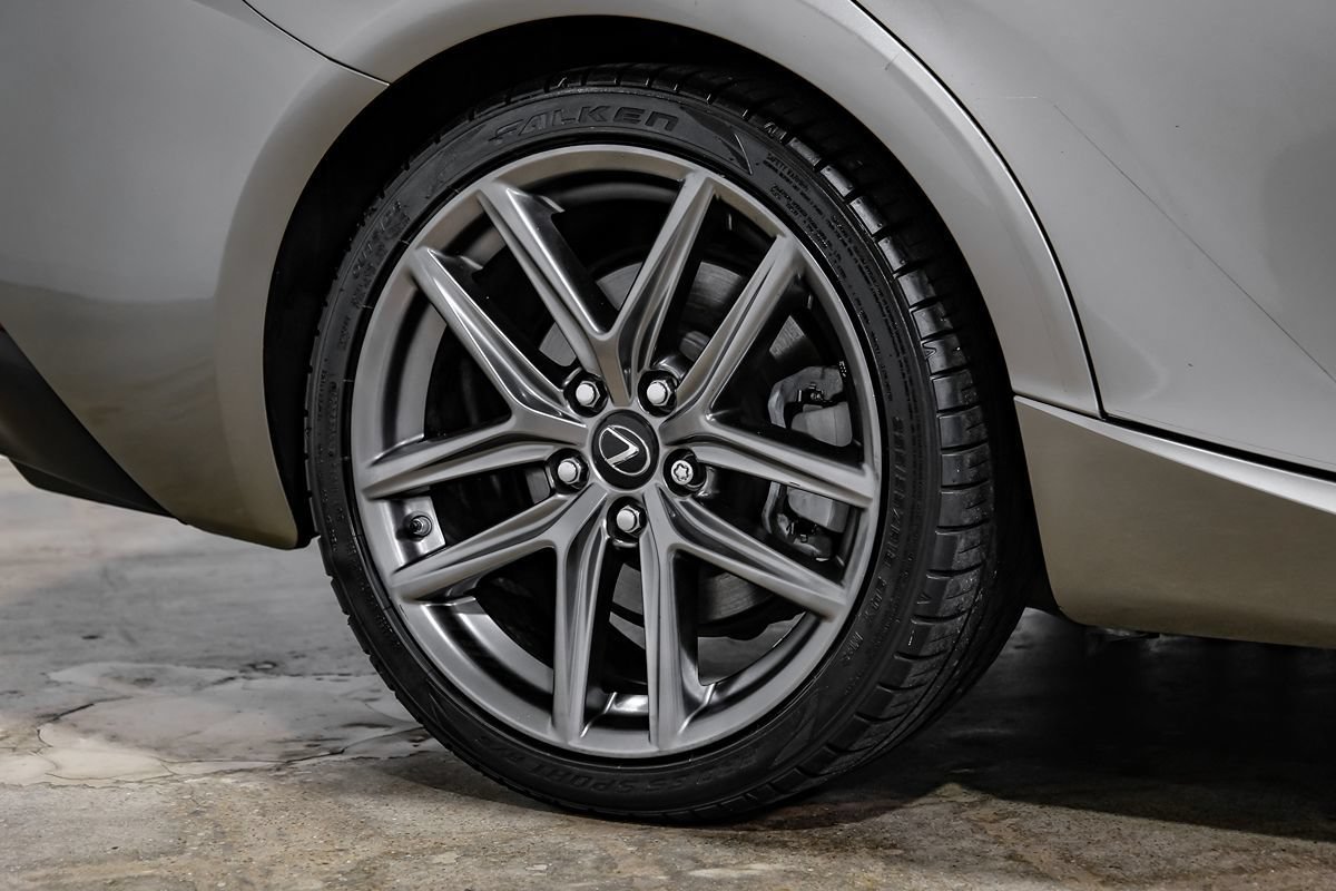 Used 2018 Lexus IS 300 F Sport w/ F Sport Package RWD image 64