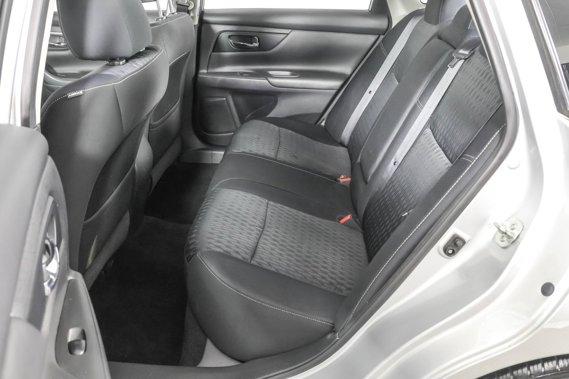 Used 2017 Nissan Altima 2.5 S w/ Power Driver Seat Package FWD image 34