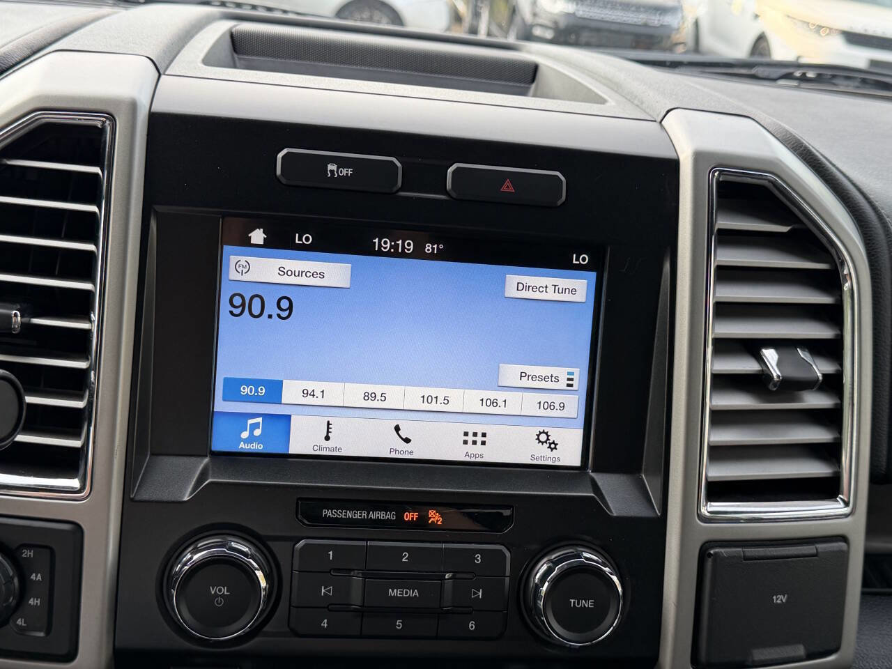 Used 2016 Ford F150 Lariat AWD/4WD image 12