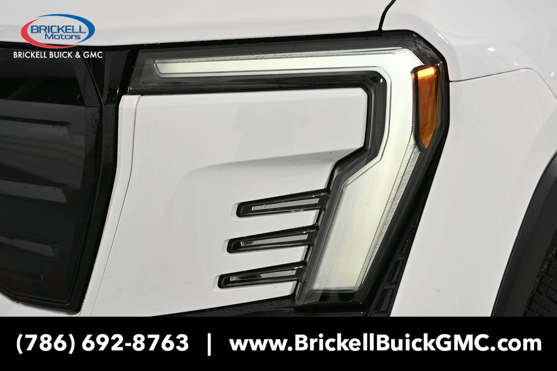 Used 2026 GMC Sierra EV Elevation AWD/4WD image 10