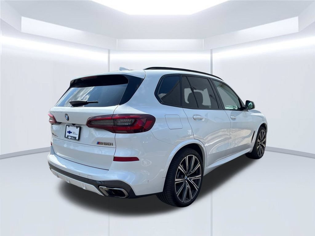 Used 2021 BMW X5 M50i AWD/4WD image 5