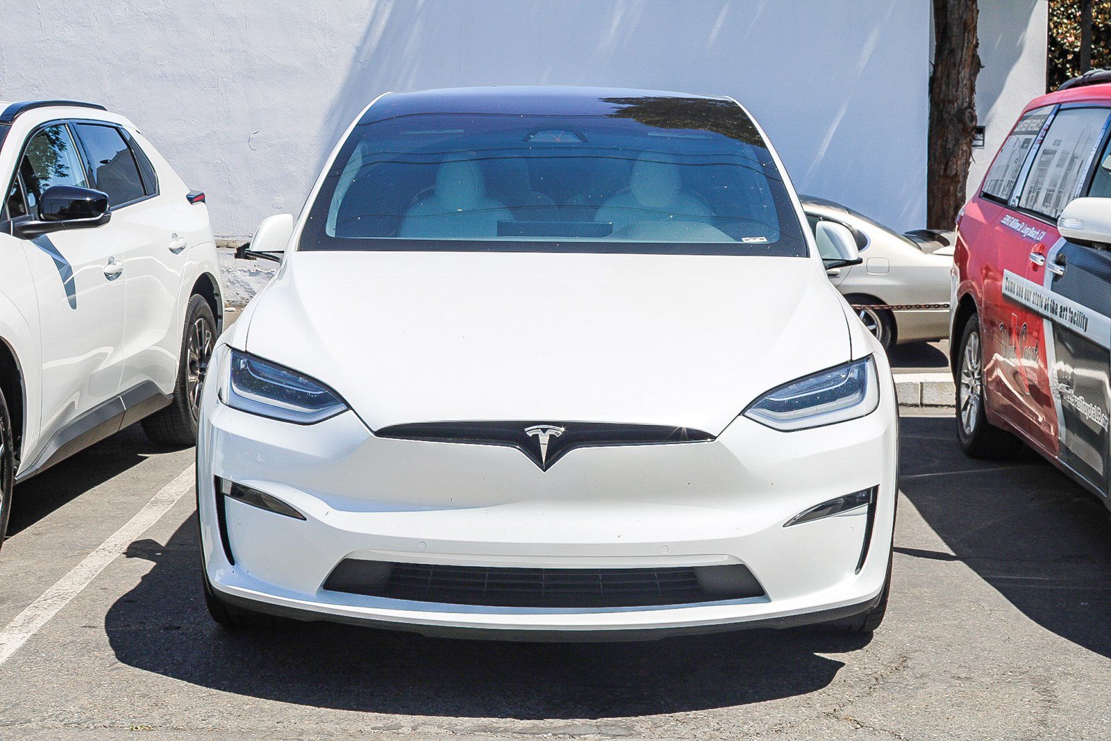 Used 2023 Tesla Model X AWD/4WD image 2