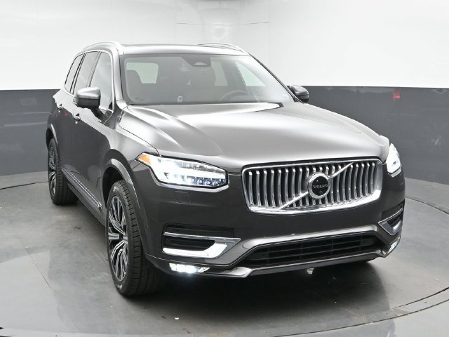 Used 2023 Volvo XC90 B6 Plus w/ Protection Package Premier AWD/4WD image 2