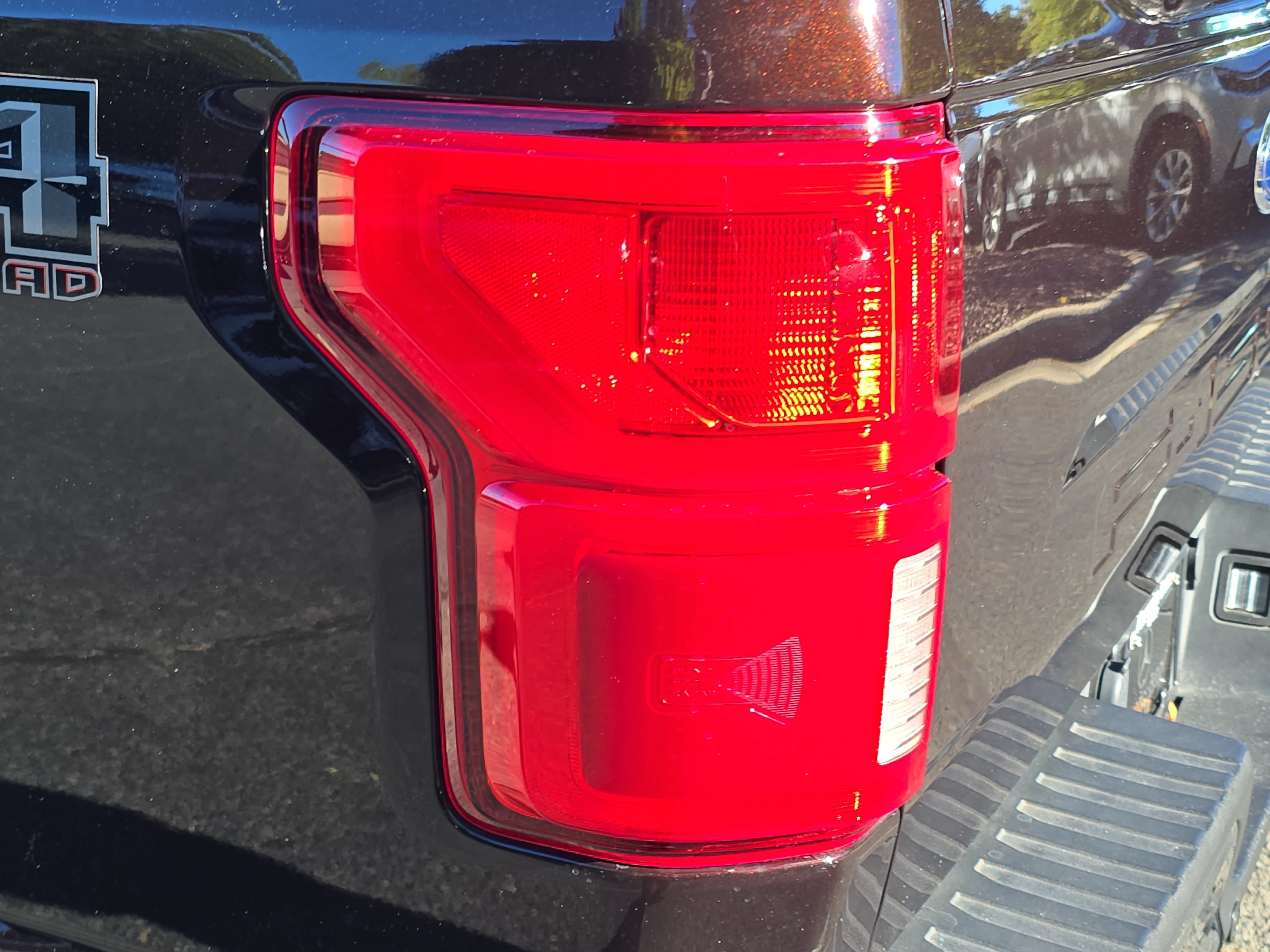 Used 2020 Ford F150 Lariat AWD/4WD image 34