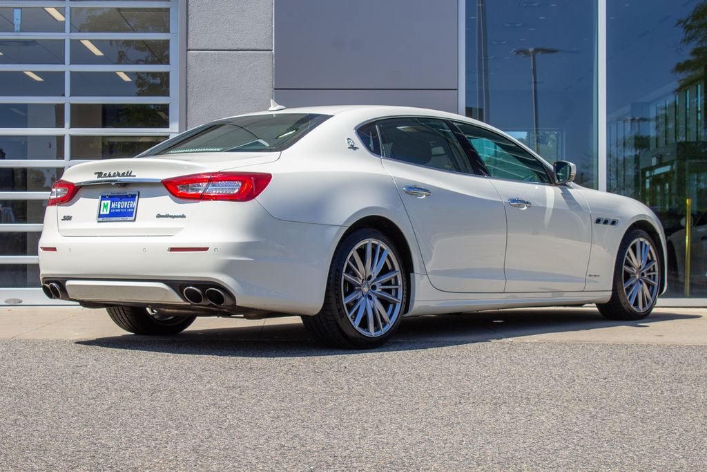 Used 2019 Maserati Quattroporte S GranLusso Q4 AWD/4WD image 9