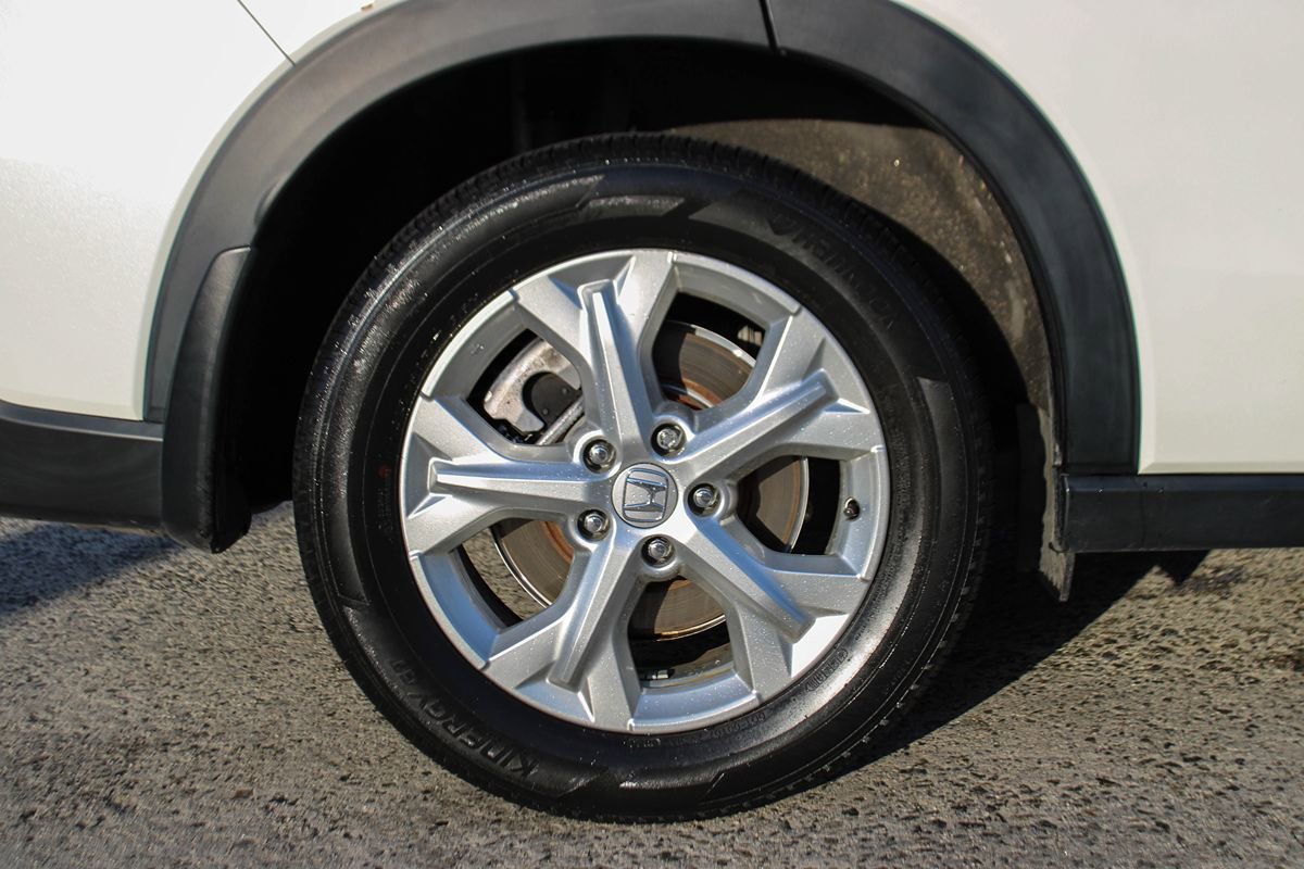 Used 2023 Honda HR-V LX image 40