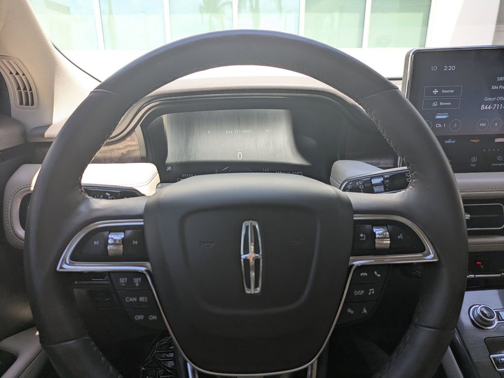 Certified 2023 Lincoln Nautilus Reserve w/ Luxury Package AWD/4WD image 33