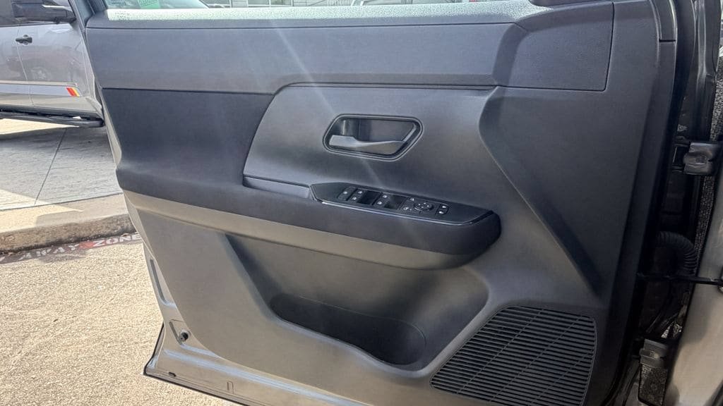 Used 2025 Nissan Kicks S FWD image 25