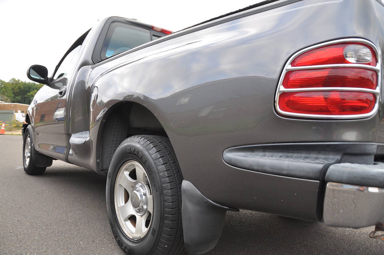 Used 2003 Ford F150 XLT RWD image 10