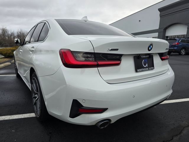 Used 2021 BMW 330i xDrive Sedan w/ Convenience Package image 9