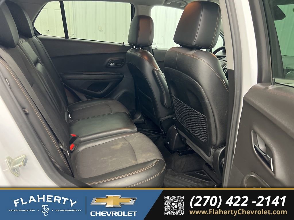 Used 2020 Chevrolet Trax LT w/ LT Convenience Package image 13