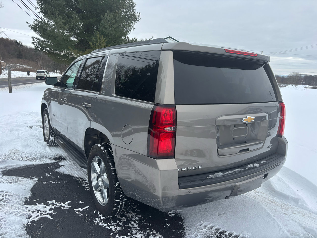 Used 2018 Chevrolet Tahoe LT image 7