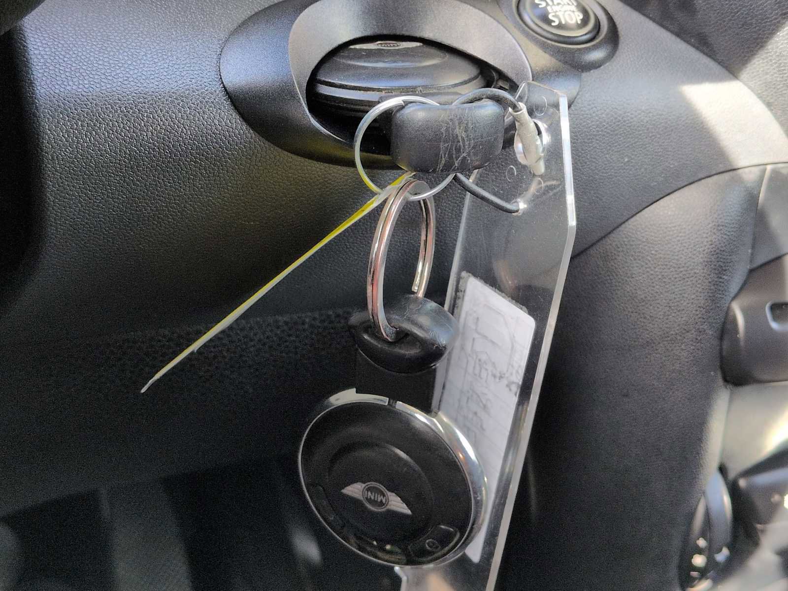 Used 2011 MINI Cooper Hardtop image 33