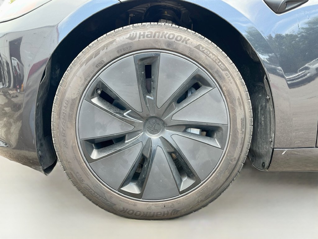 Used 2025 Tesla Model 3 Long Range RWD image 31