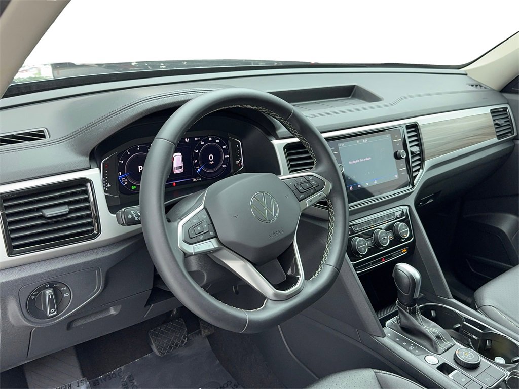 Used 2023 Volkswagen Atlas SEL image 16