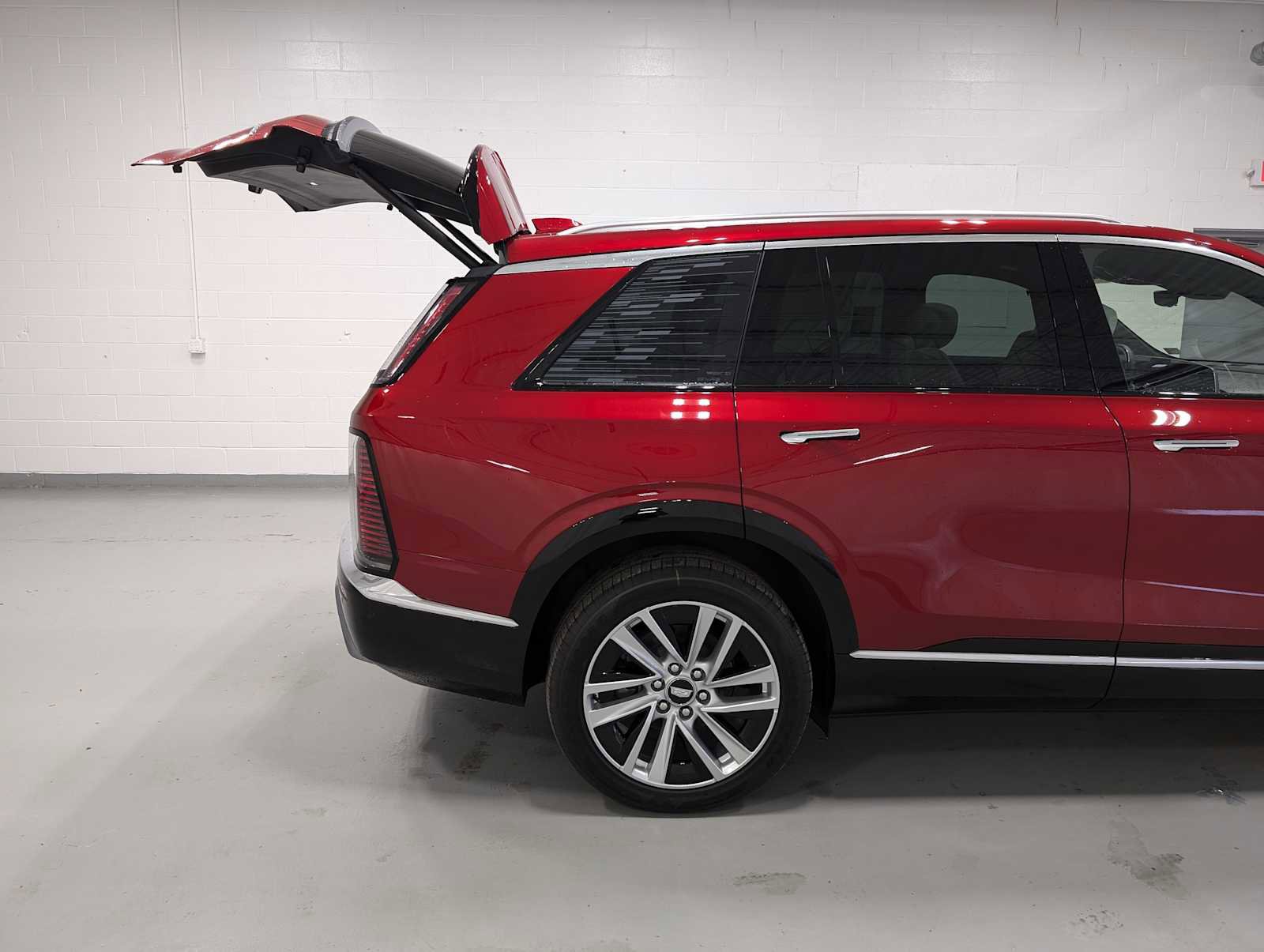 New 2026 Cadillac Vistiq Luxury image 8