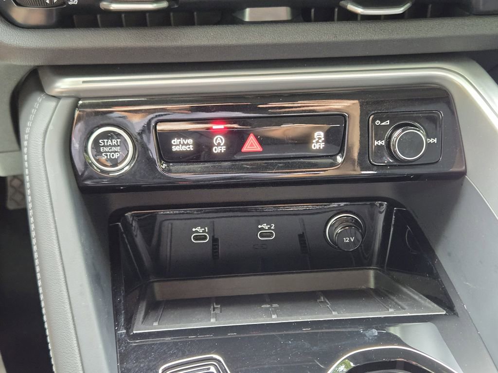 Certified 2025 Audi Q5 Premium Plus w/ Premium Plus AWD/4WD image 24