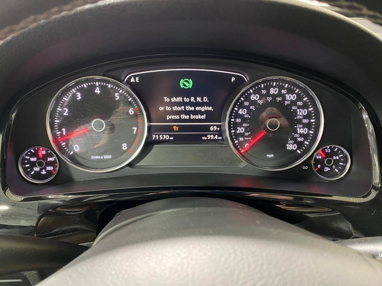 Used 2017 Volkswagen Touareg Wolfsburg Edition AWD/4WD image 22