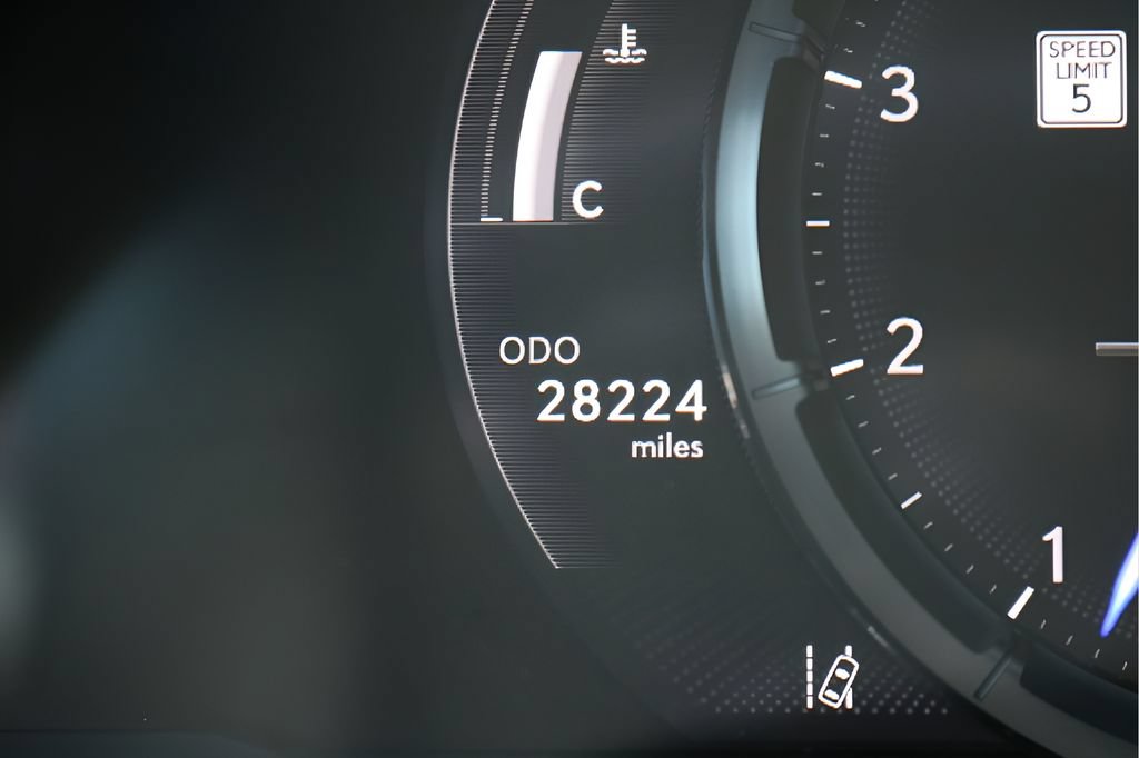 Used 2024 Lexus ES 350 F Sport w/ Accessory Package (Z2) FWD image 28