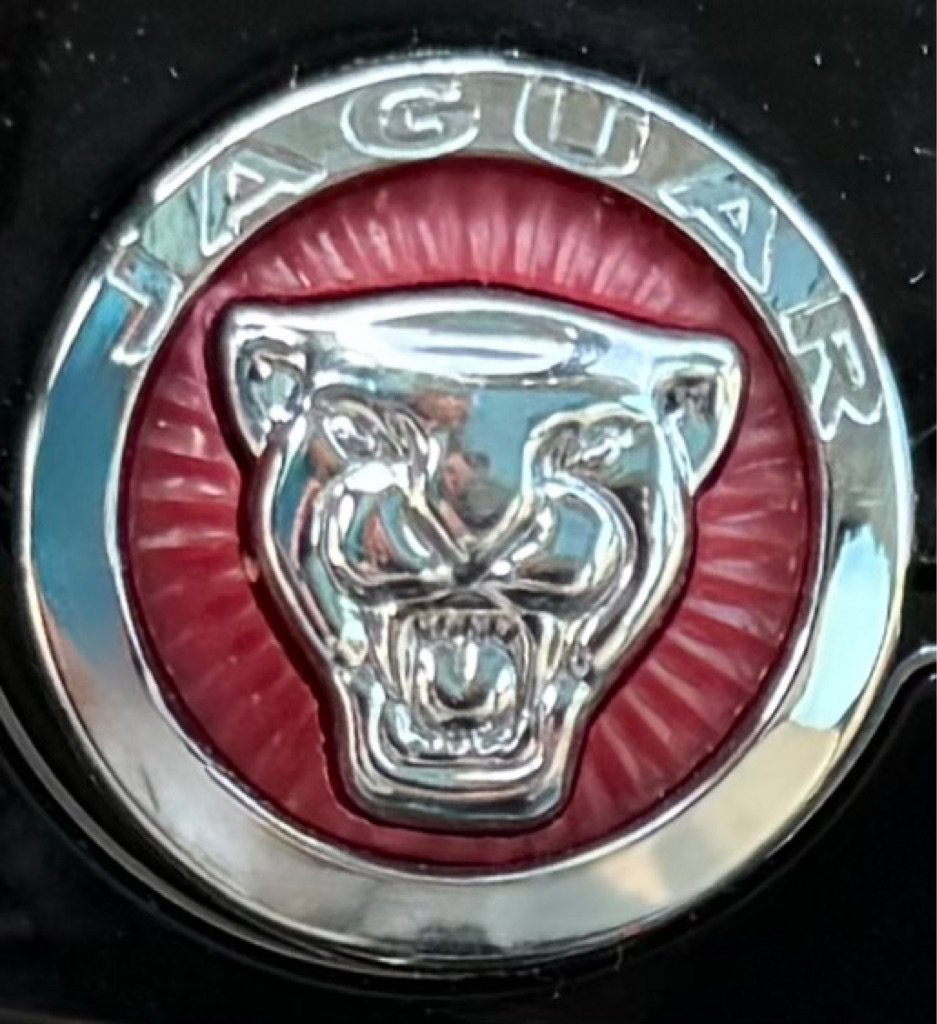 Used 2016 Jaguar XF Prestige AWD/4WD image 15