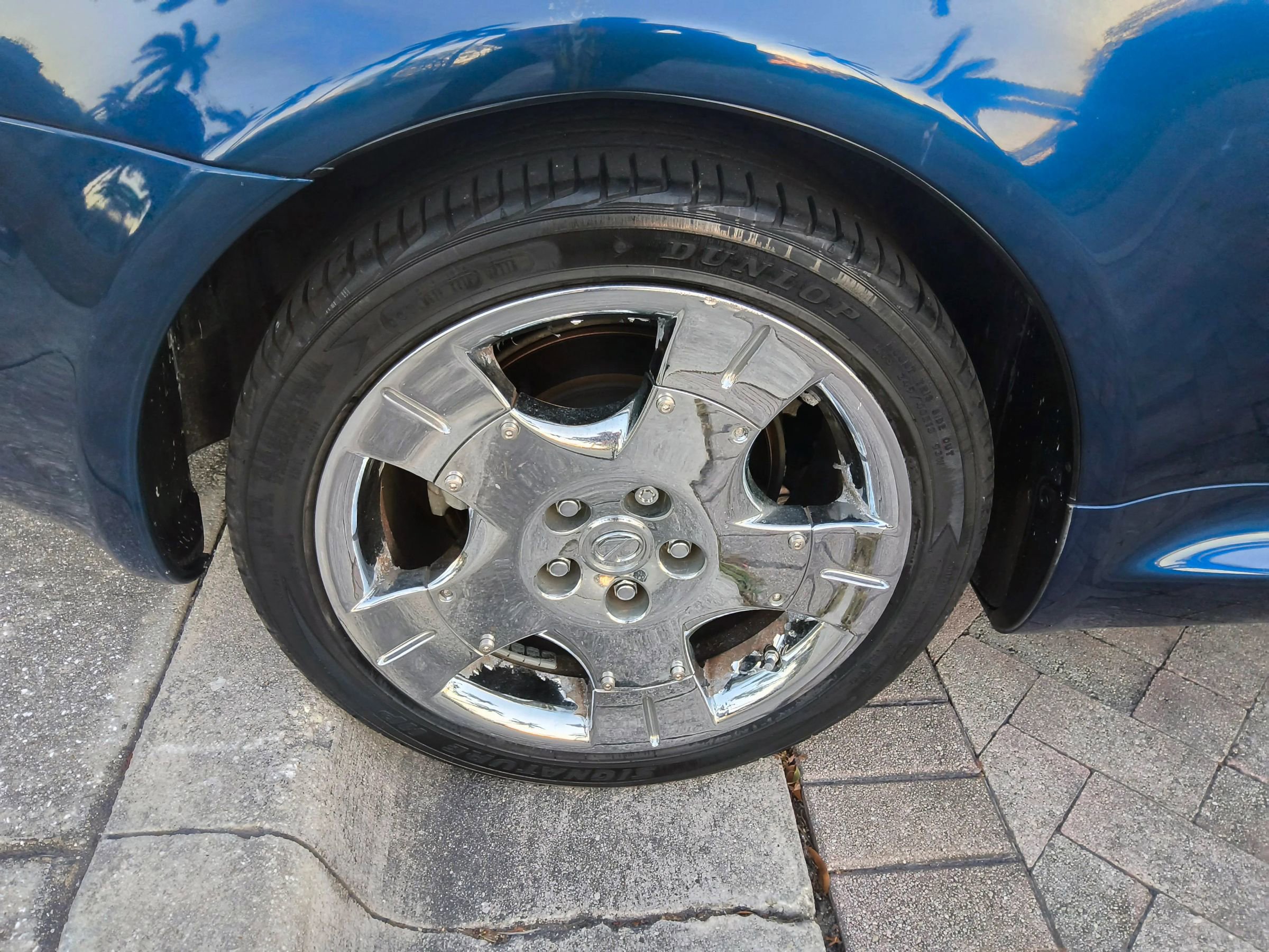 Used 2004 Lexus SC 430 Convertible RWD image 53