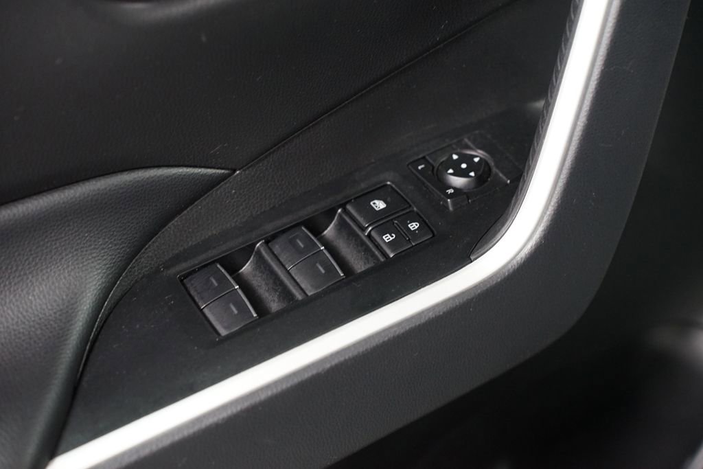 Certified 2025 Toyota RAV4 XLE AWD/4WD image 31