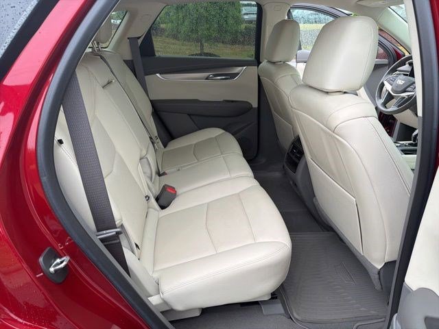 Used 2021 Cadillac XT5 Premium Luxury FWD image 23