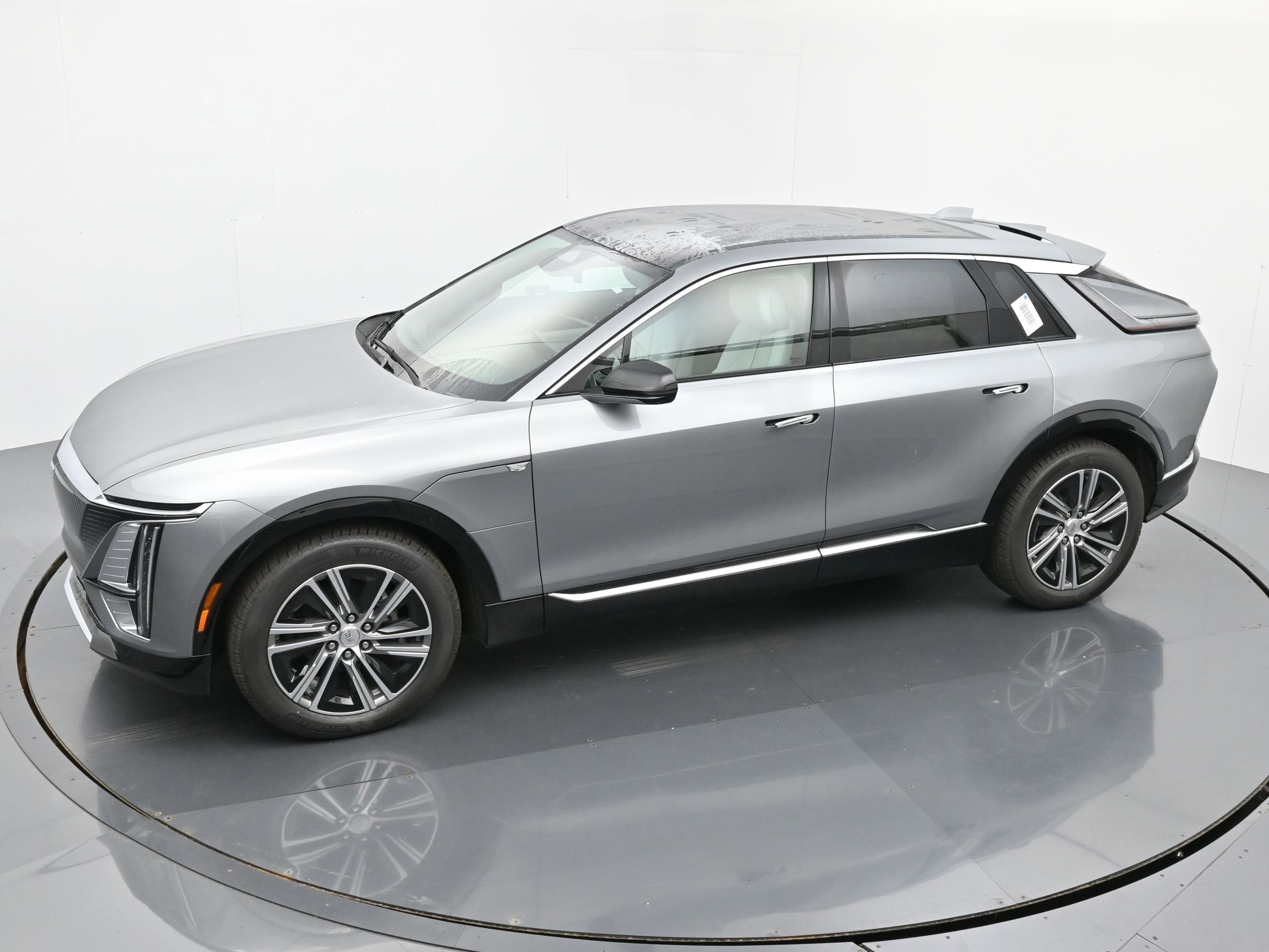 New 2026 Cadillac Lyriq Luxury image 24