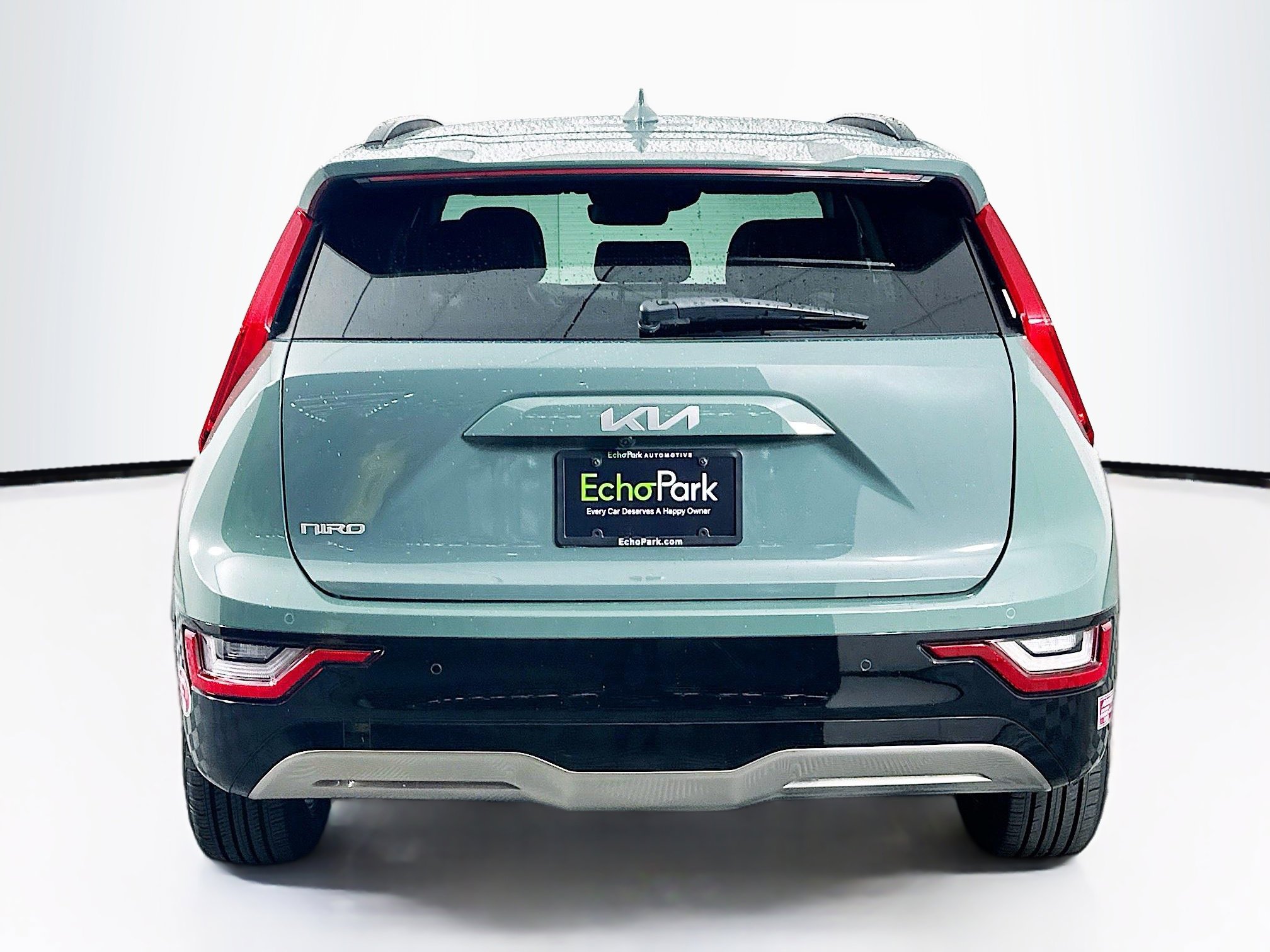 Used 2023 Kia Niro Wave w/ Wave Preserve Package FWD image 7