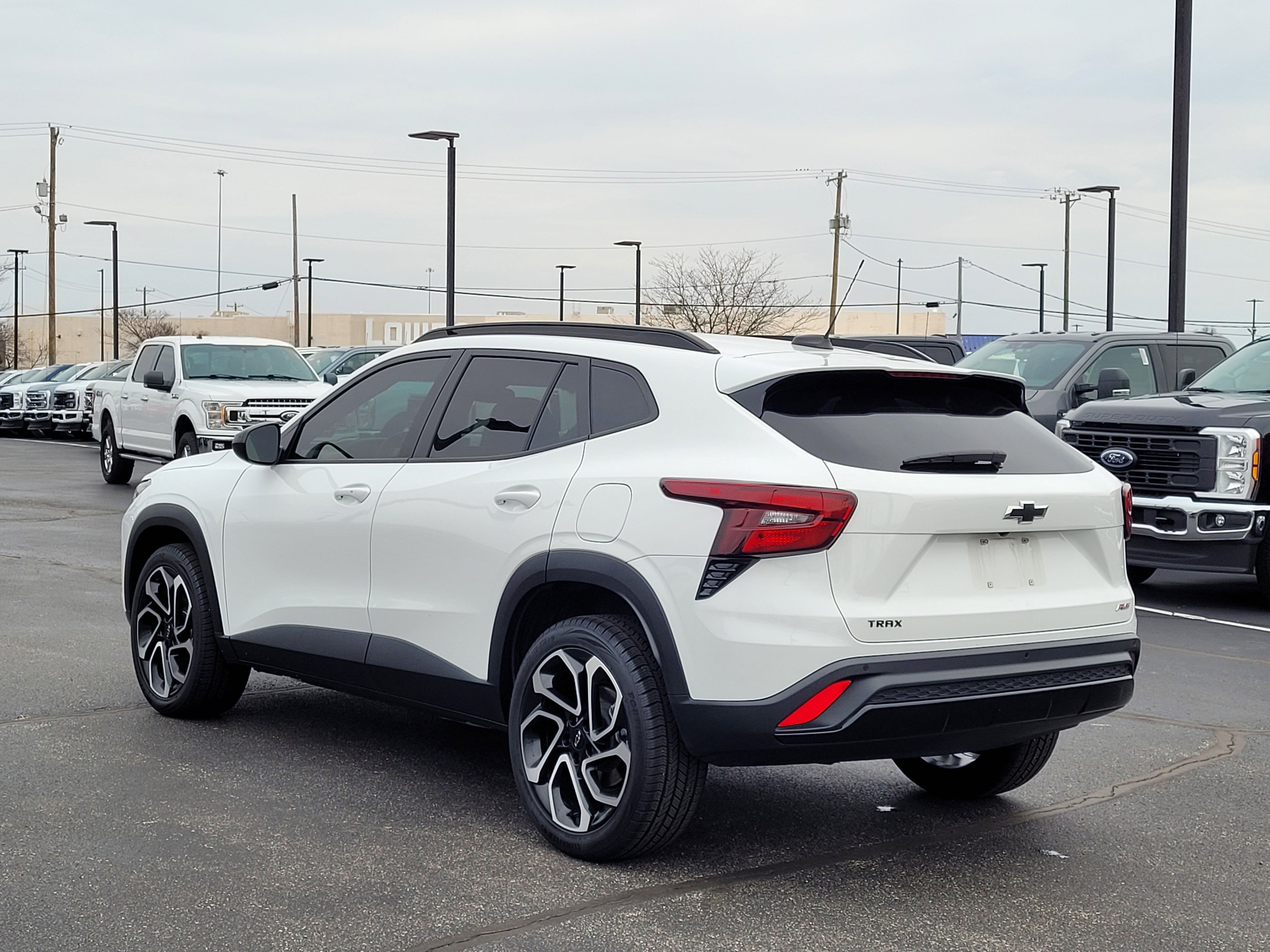 Used 2025 Chevrolet Trax RS w/ Driver Confidence Package image 6