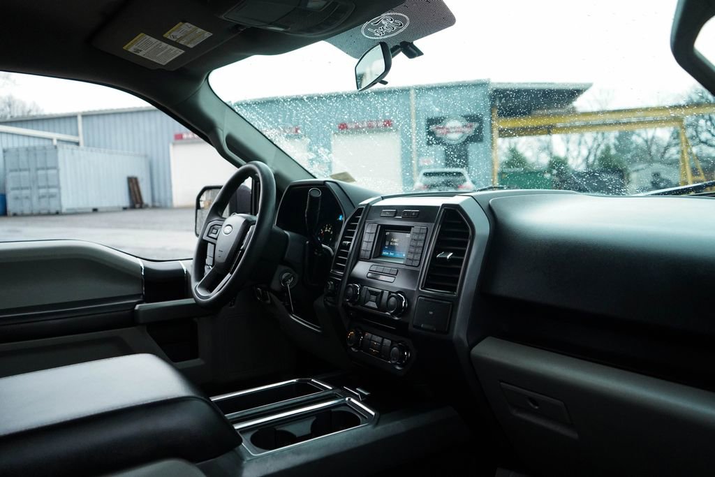 Used 2017 Ford F150 XLT image 35