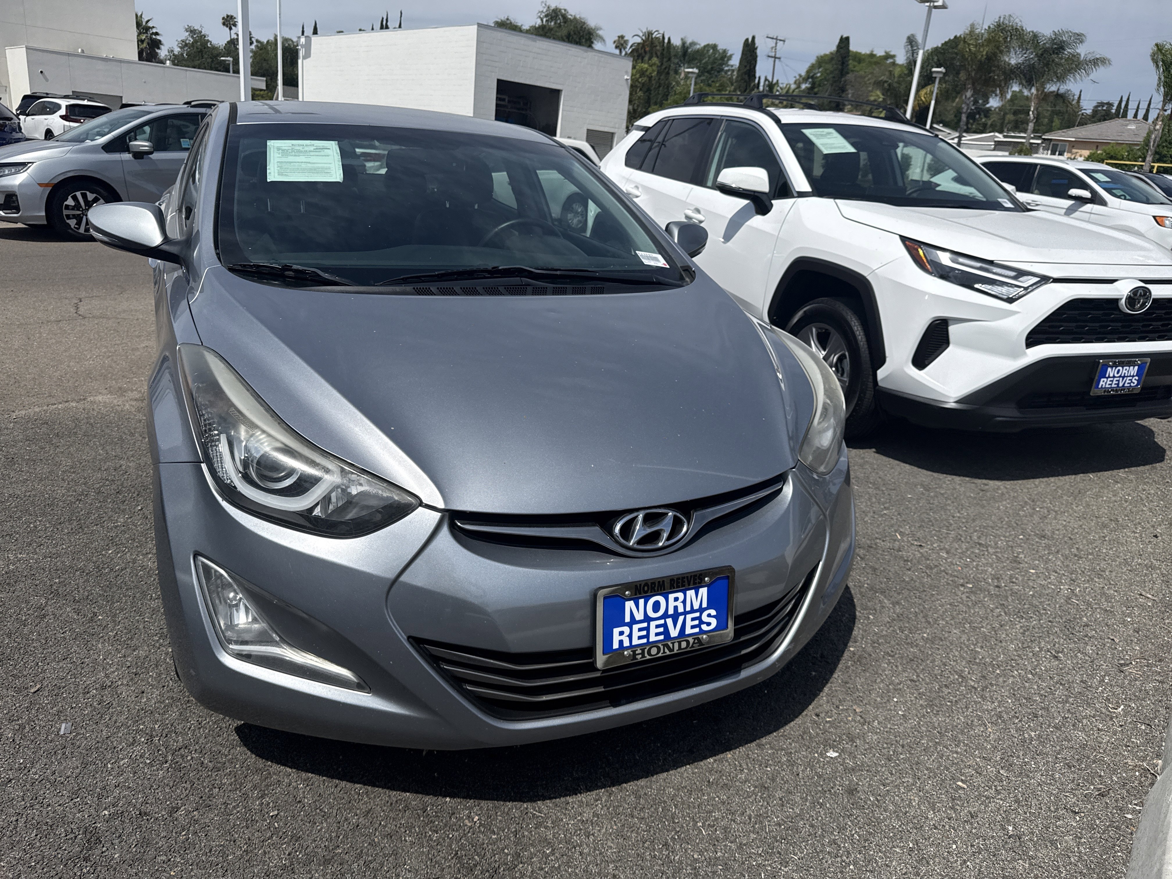 Used 2016 Hyundai Elantra Limited image 8