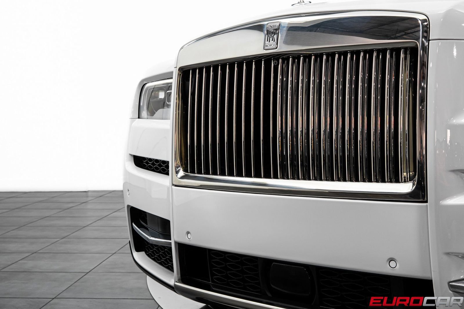 Used 2020 Rolls-Royce Cullinan AWD/4WD image 11