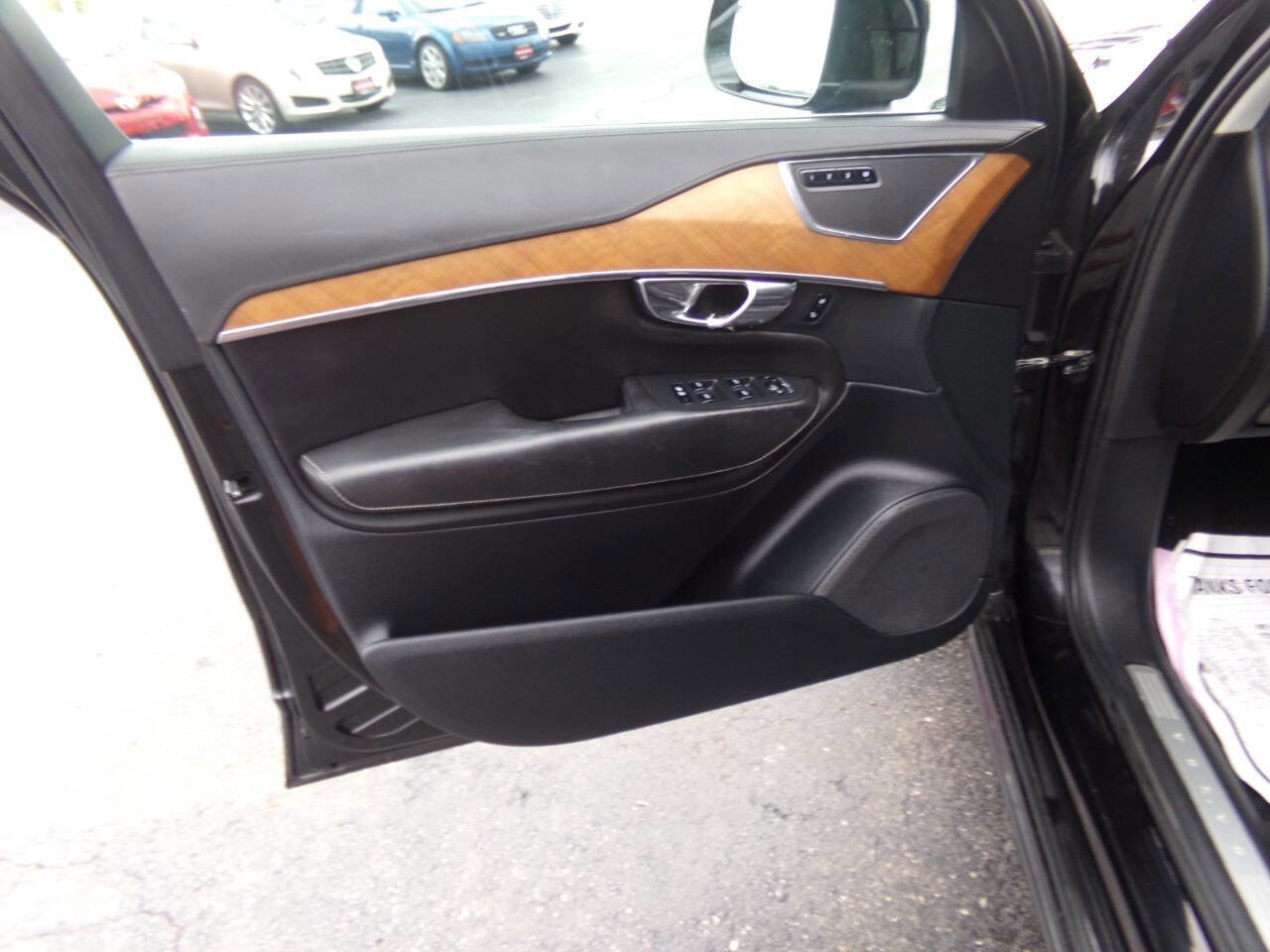 Used 2016 Volvo XC90 T6 Inscription image 13