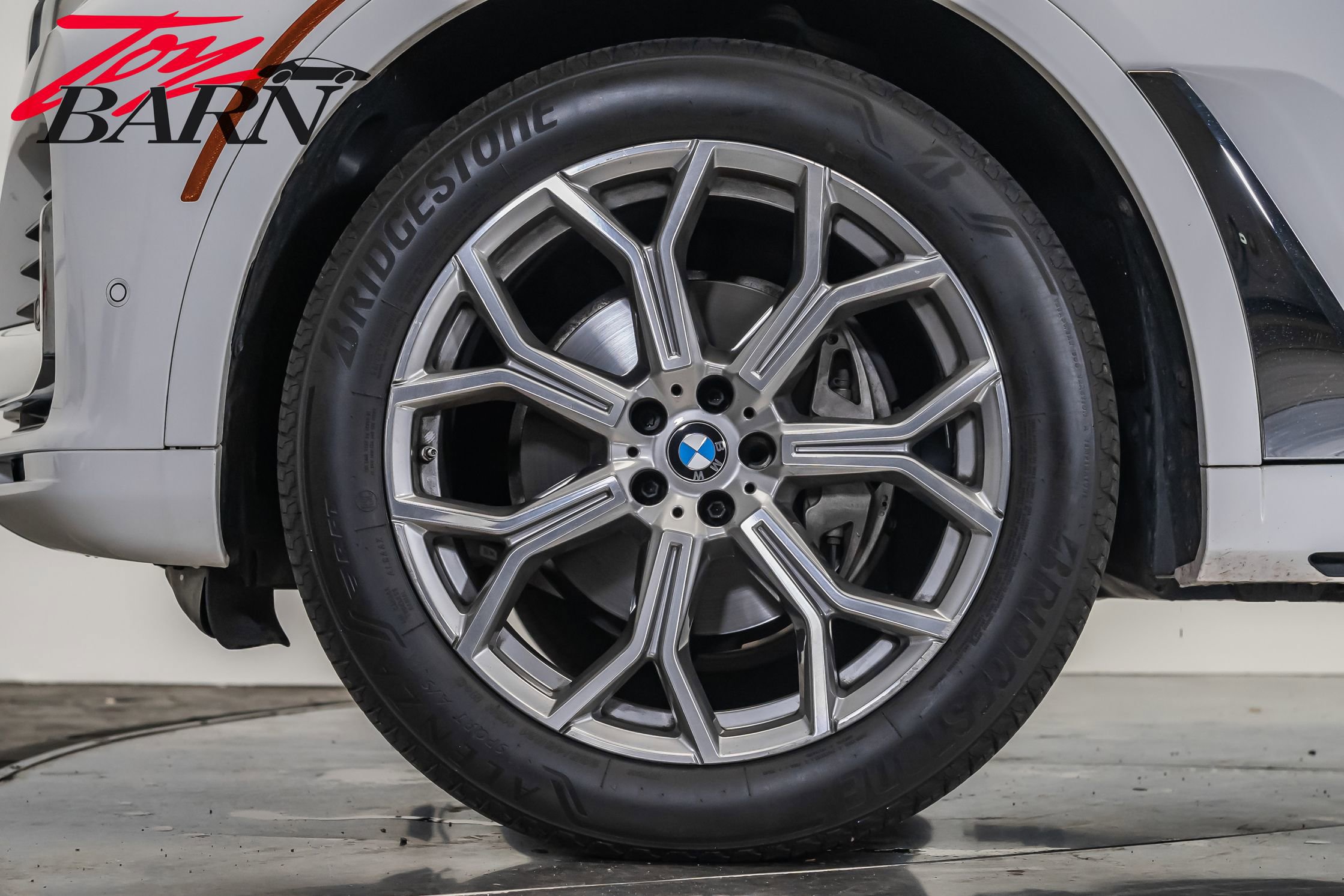 Used 2022 BMW X7 xDrive40i w/ Premium Package image 17