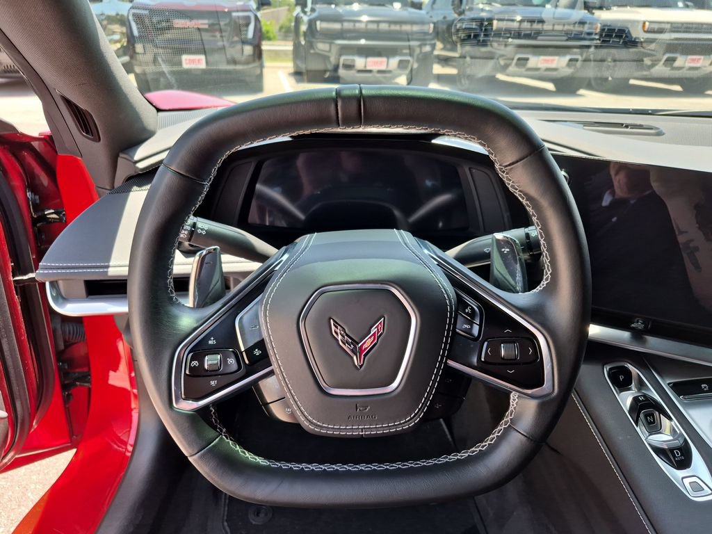 Used 2025 Chevrolet Corvette Stingray Coupe w/ 1LT RWD image 22