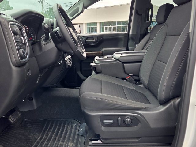 Used 2022 Chevrolet Silverado 1500 RST w/ LPO, Blackout Package AWD/4WD image 5