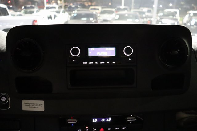 Used 2021 Mercedes-Benz Sprinter 3500 image 28