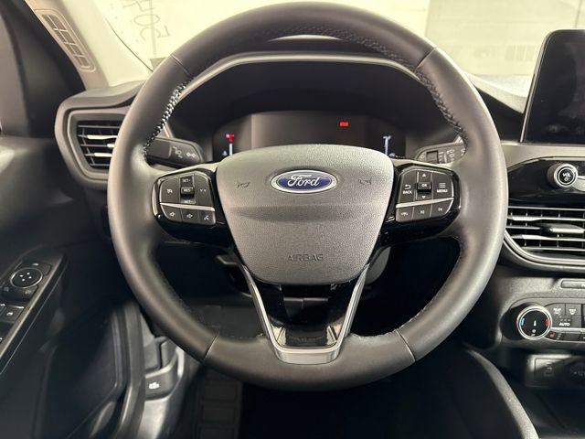Used 2023 Ford Escape Active image 17