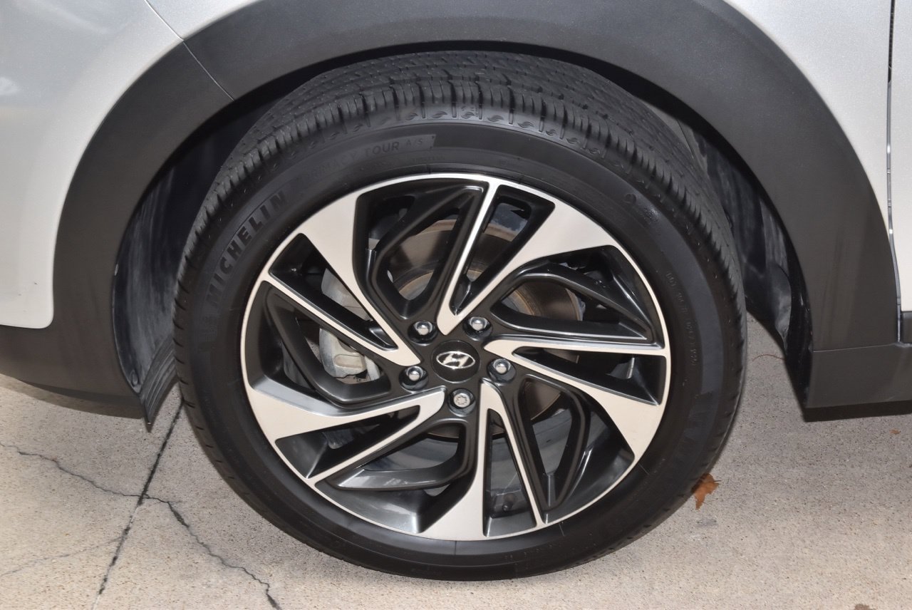 Used 2019 Hyundai Tucson Sport FWD image 35