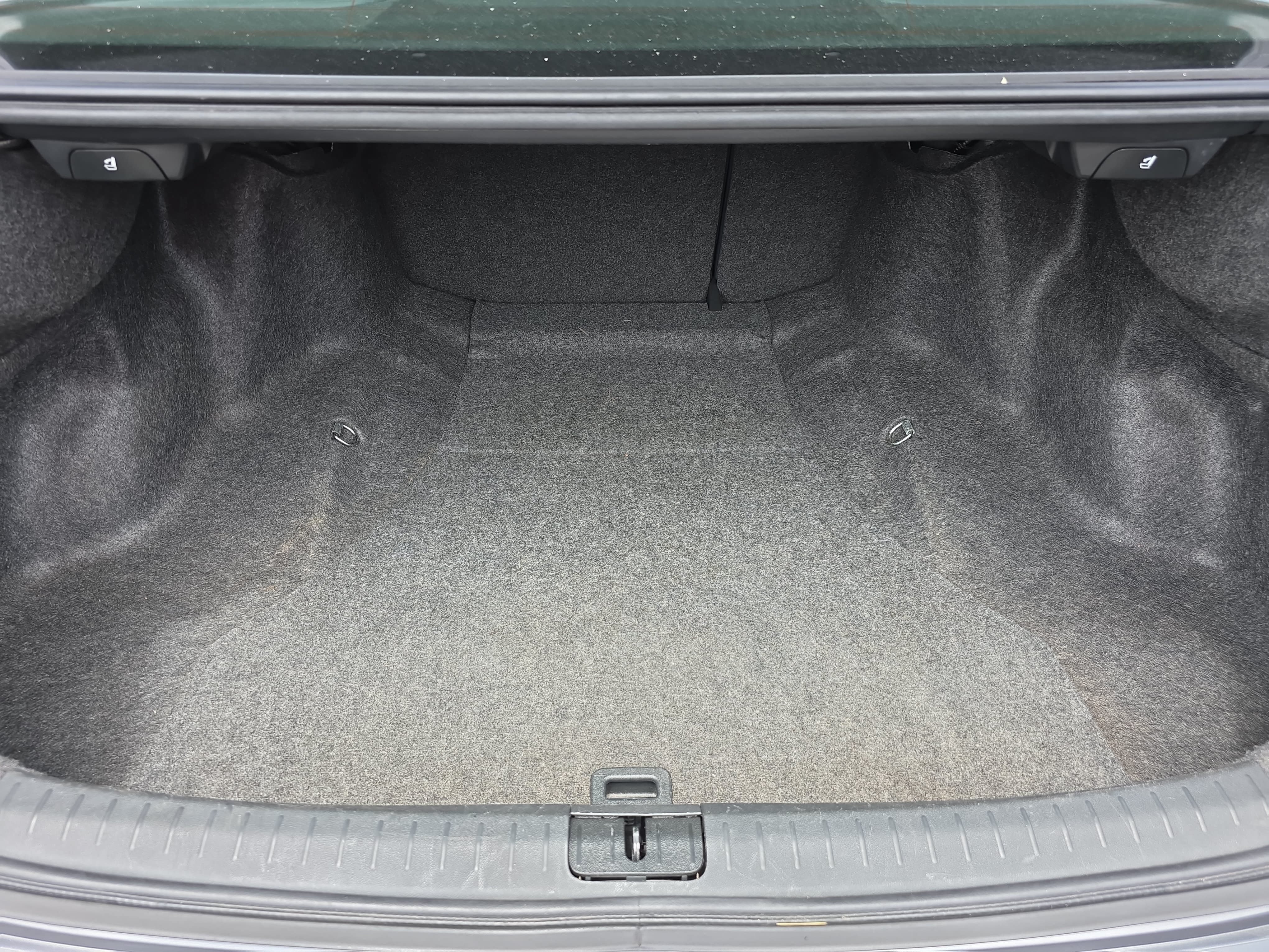 Used 2010 Acura TSX Sedan FWD image 12